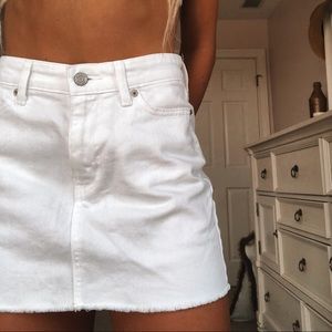 Gap white jean skirt